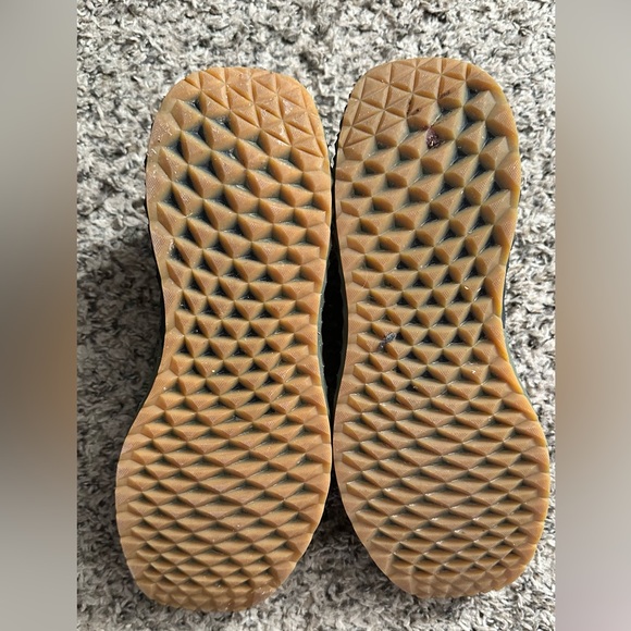 Nobull Army Green Knit Runners - Picture 3 of 4